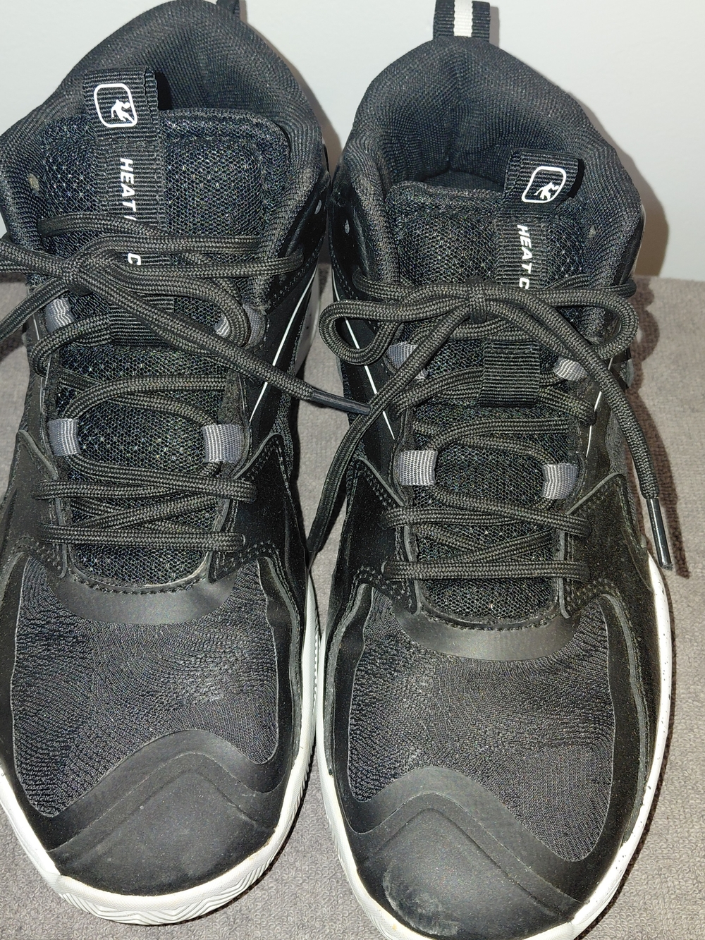 Andis Black Men's Athletic Sneakers